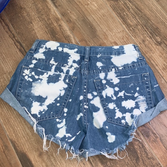 Glamorous tie dyed ripped Jean Shorts (EUC) - Picture 3 of 3